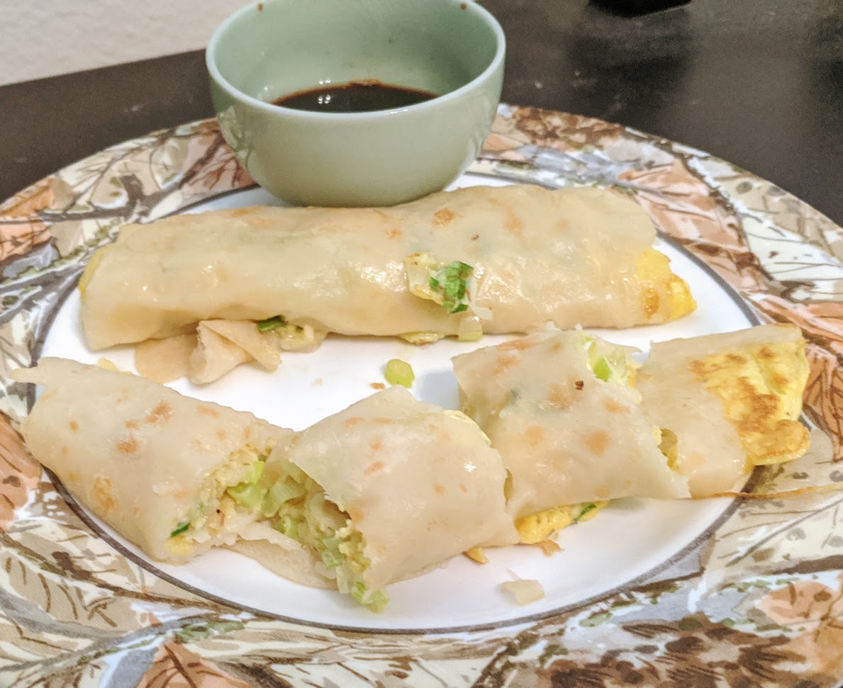 Dan Bing (crêpes with egg and scallion)